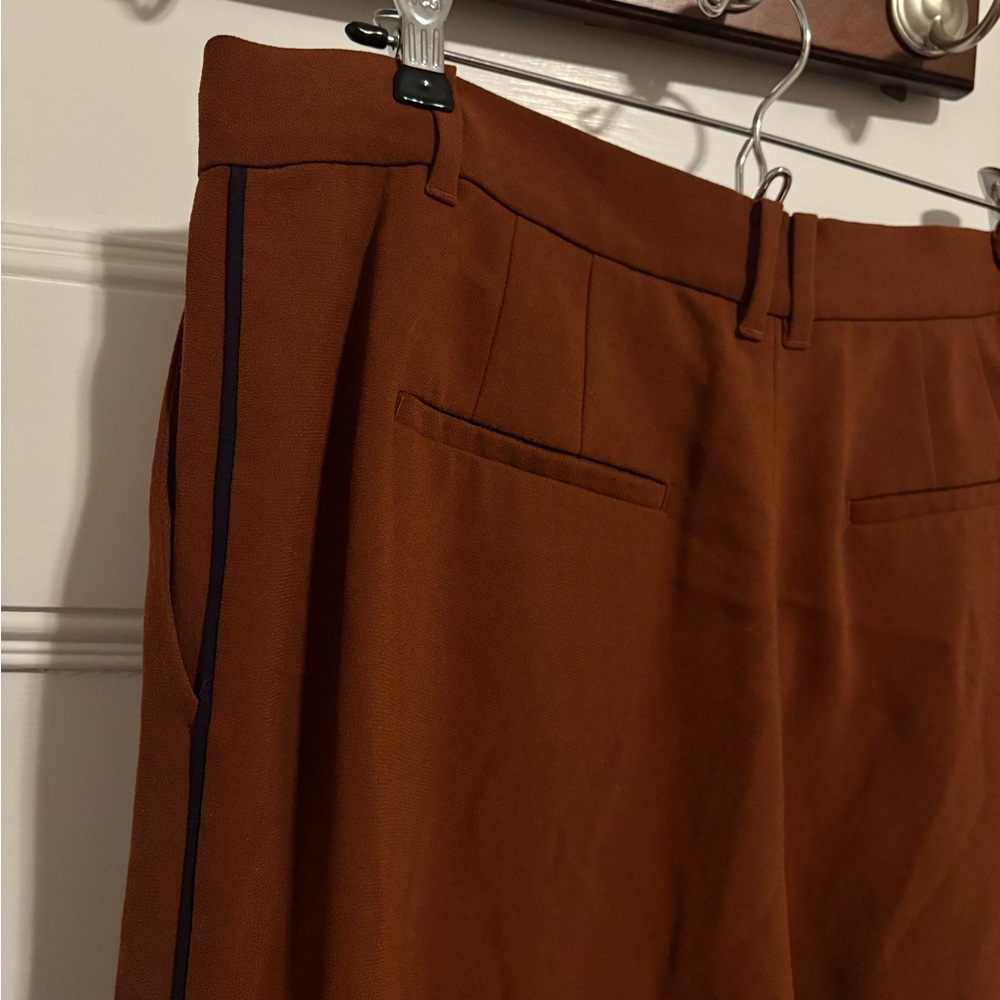 Maroon Cropped Wide Leg Slacks - size 12 - Ann Taylor